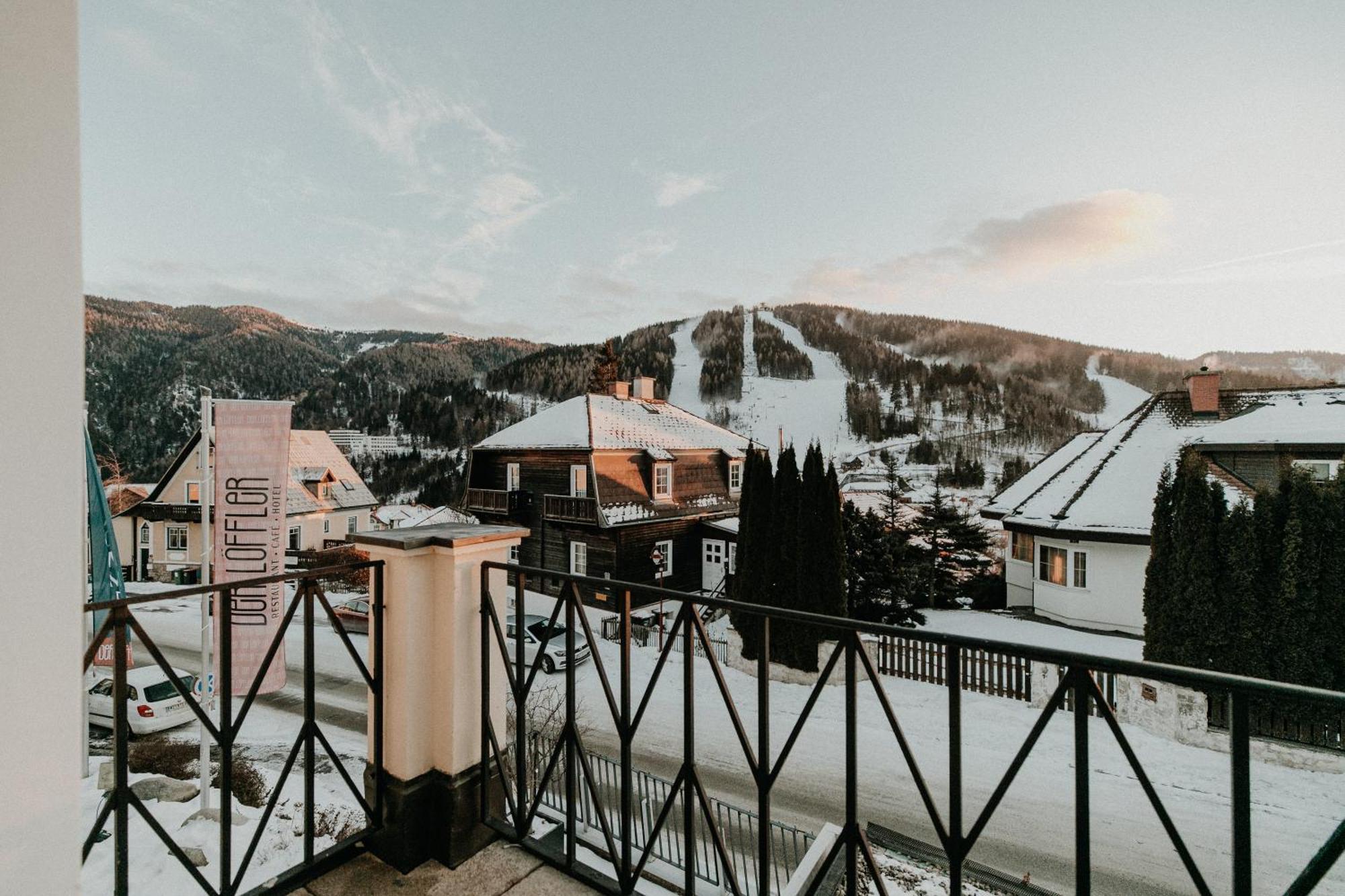 Der Loeffler Am Semmering Bed&Breakfast Exterior photo